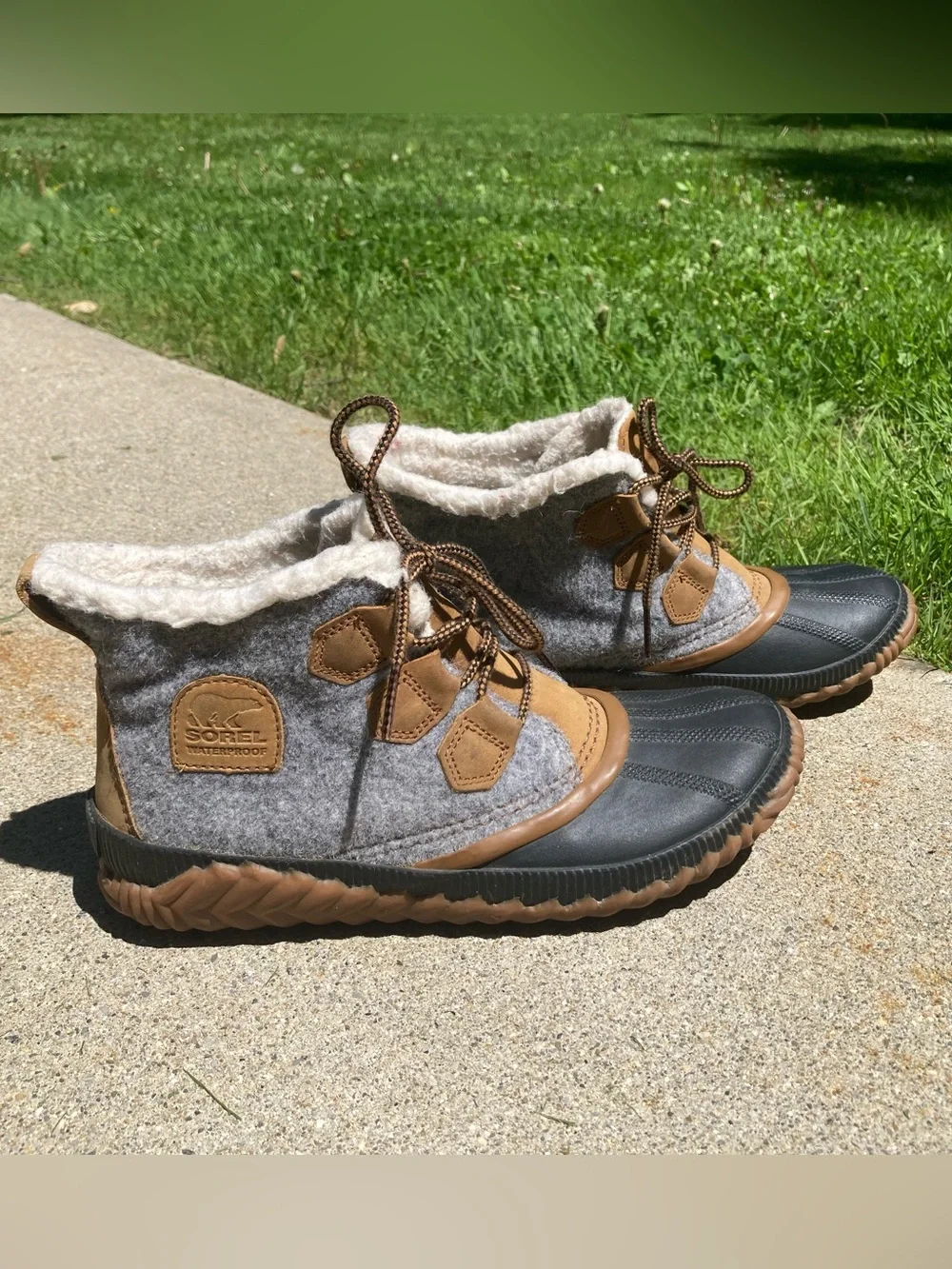 Sorel Out N About Rubber Duck Boots Winter Boots Grey Black Size 8.5